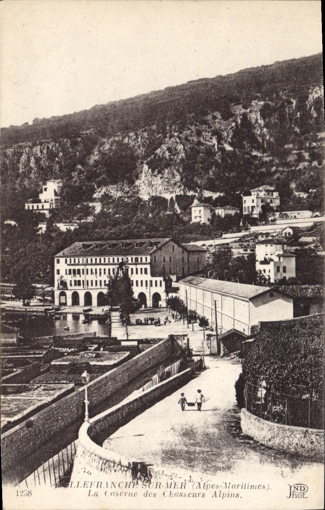 Villefranche-sur-Mer — La Caserne des Chasseurs Alpins — JND phot. n°1258