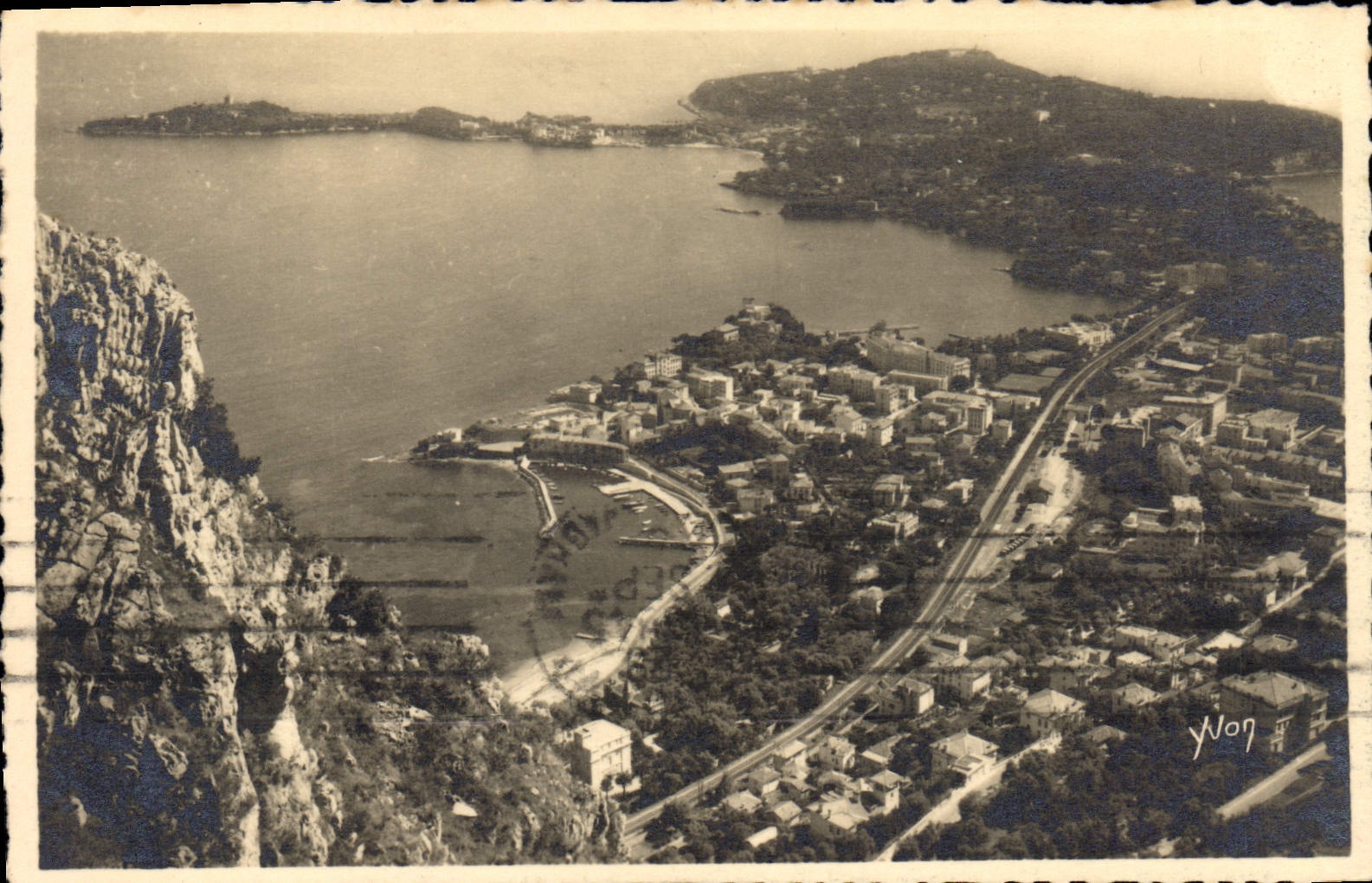 Vue panoramique sur Beaulieu et le Cap Ferrat — Édition de Luxe, n° YW09