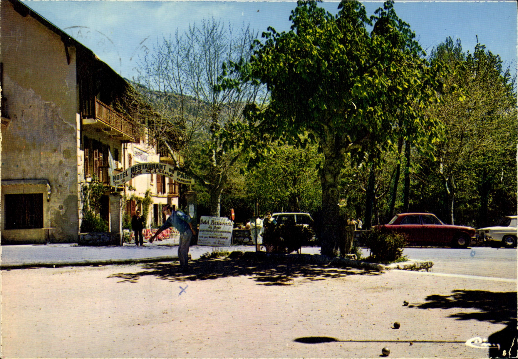 CPSM THORENC la place et l'hôtel du parc