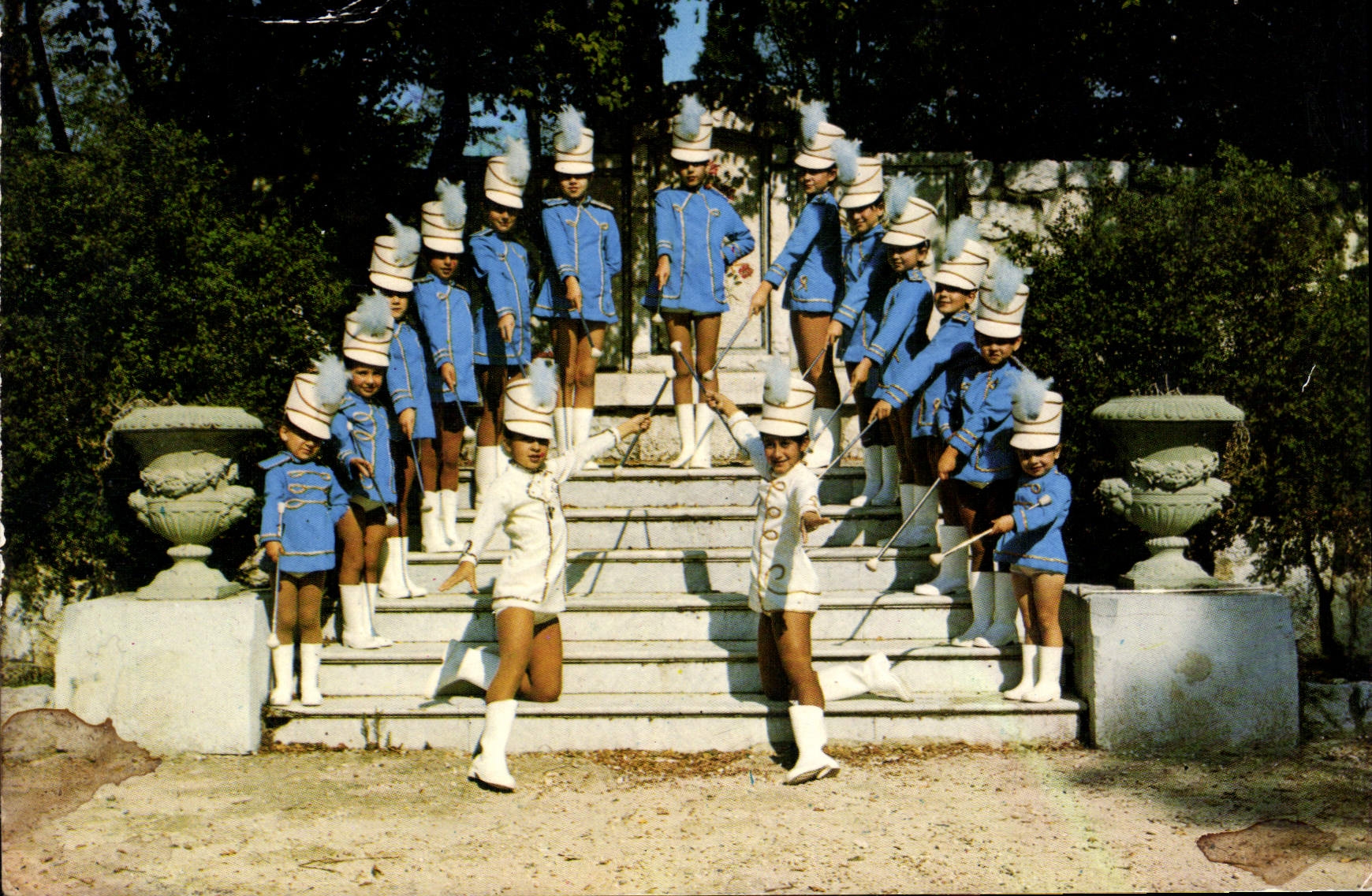 CPSM LA TRINITE majorettes de la Trinité