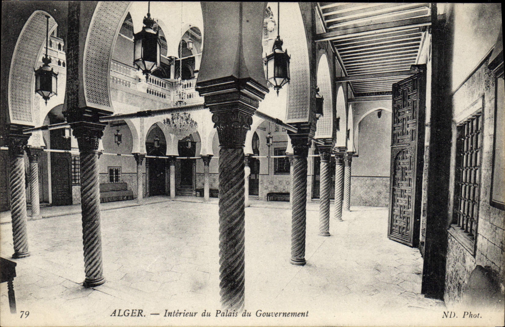 Alger — Intérieur du Palais du Gouvernement — ND. Phot. n°79