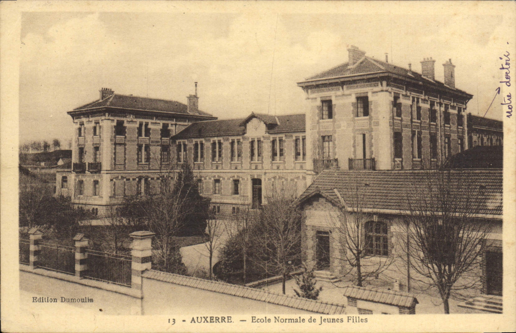 CPA Auxerre Ecole Normale De Jeunes Filles