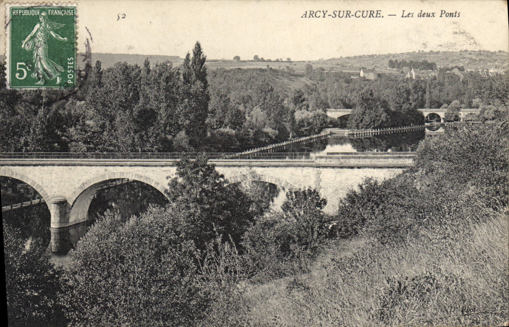Arcy-sur-Cure — Les deux Ponts — DR Pica