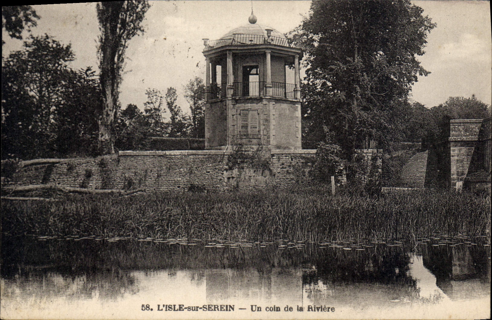 L'ISLE-sur-SEREIN — Un coin de la Rivière — Lib. Pap. Ravière, édit. Avallon n°58