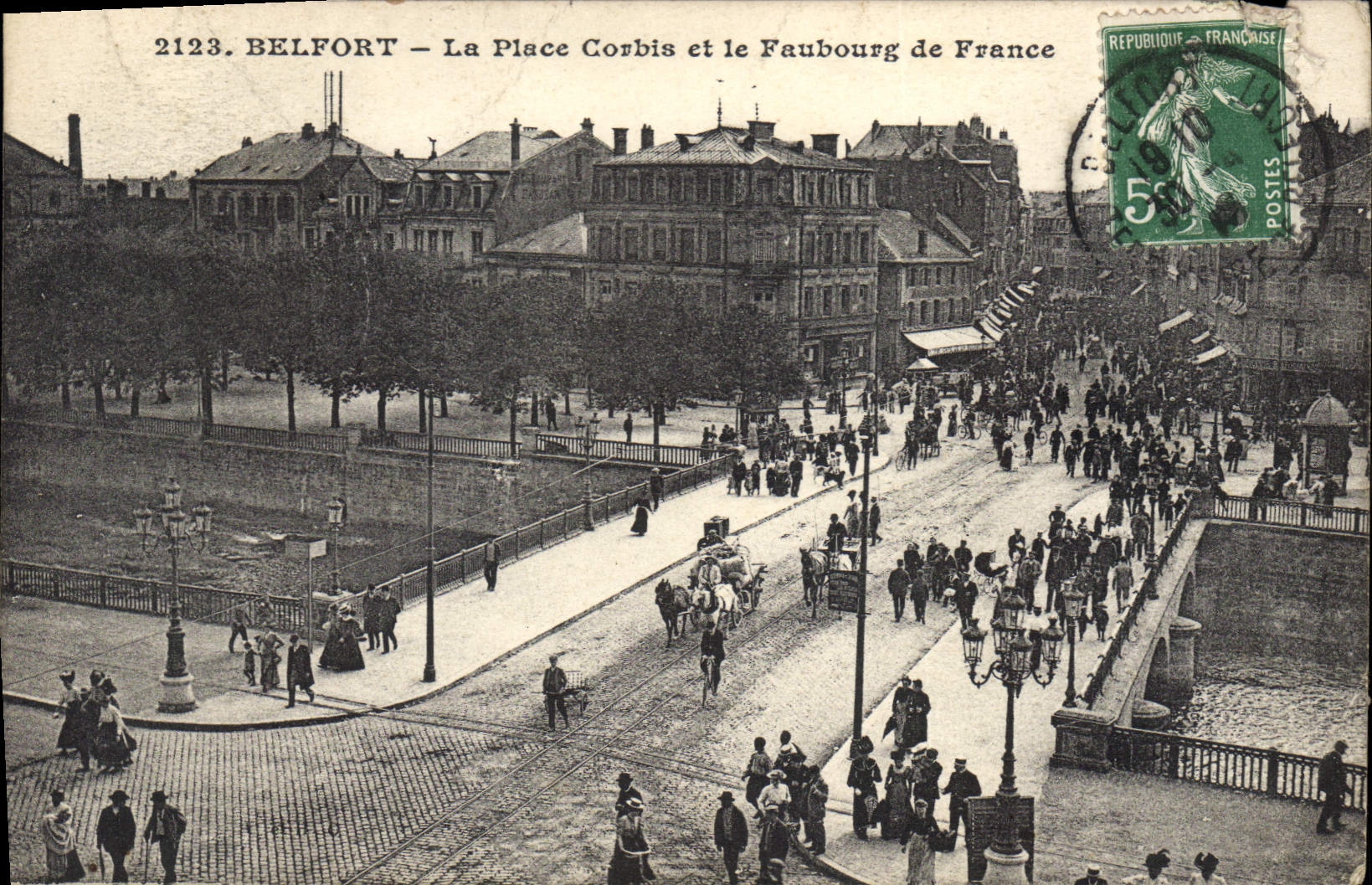 CPA Belfort La Place Corbis Et Le Faubourg De France
