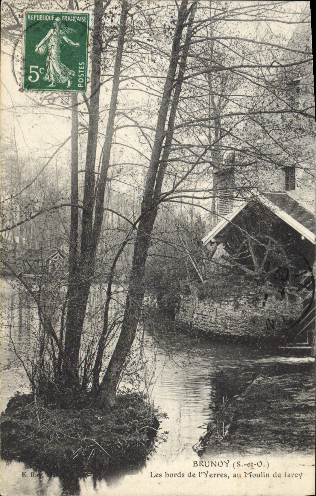 CPA Brunoy Les Bords De I'Yerres Au Moulin De Jarcy