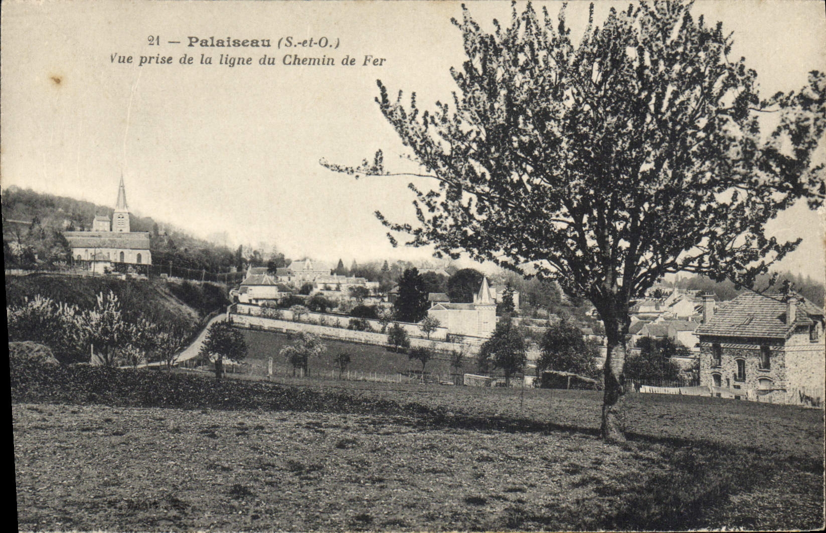 CPA Palaiseau Vue Prise De La Ligne Du Chemin De Fer