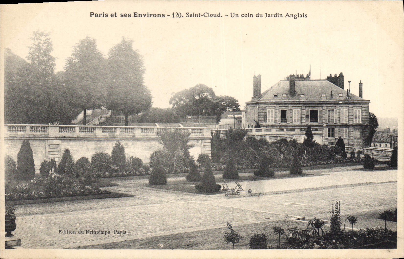 CPA Saint Cloud Un Coin Du Jardin Anglais