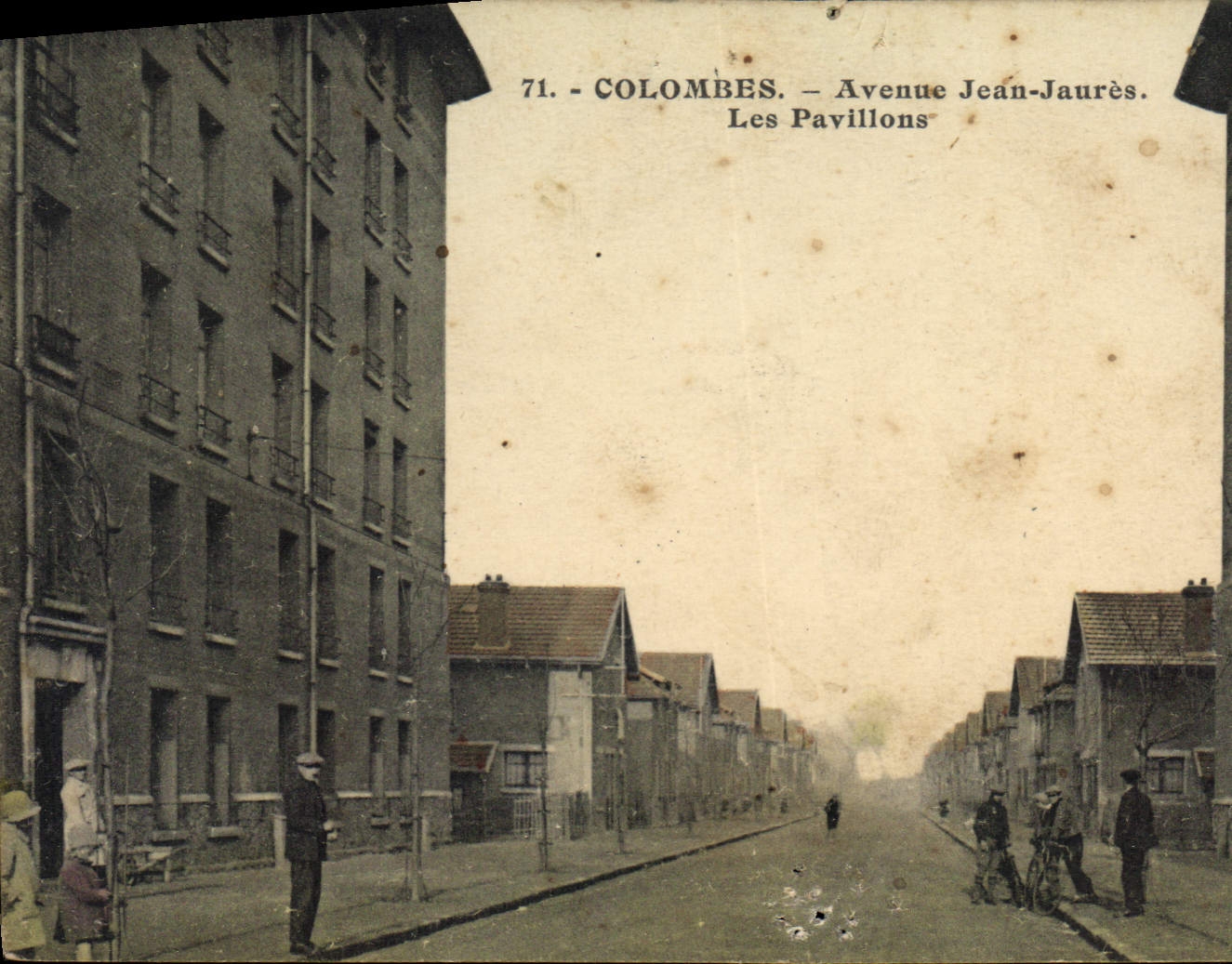 CPA Colombes Avenue Jean Jaures Les Pavillons