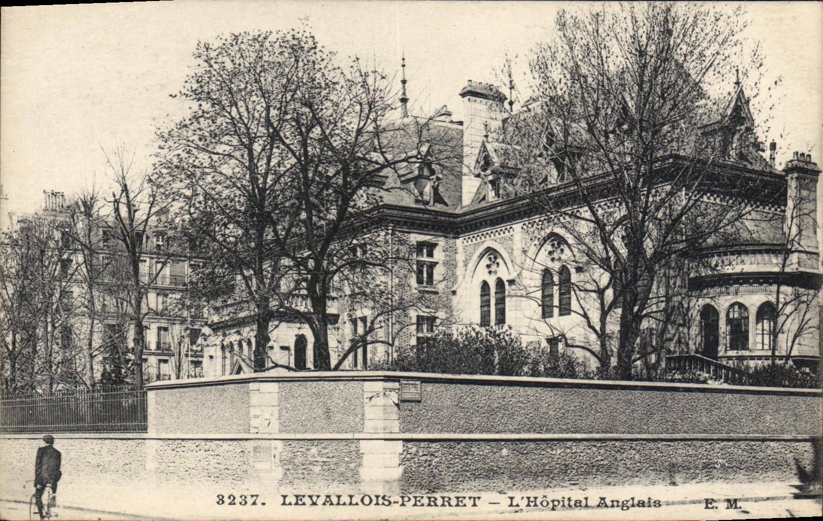 CPA Levallois Perret L'Hopital Anglais