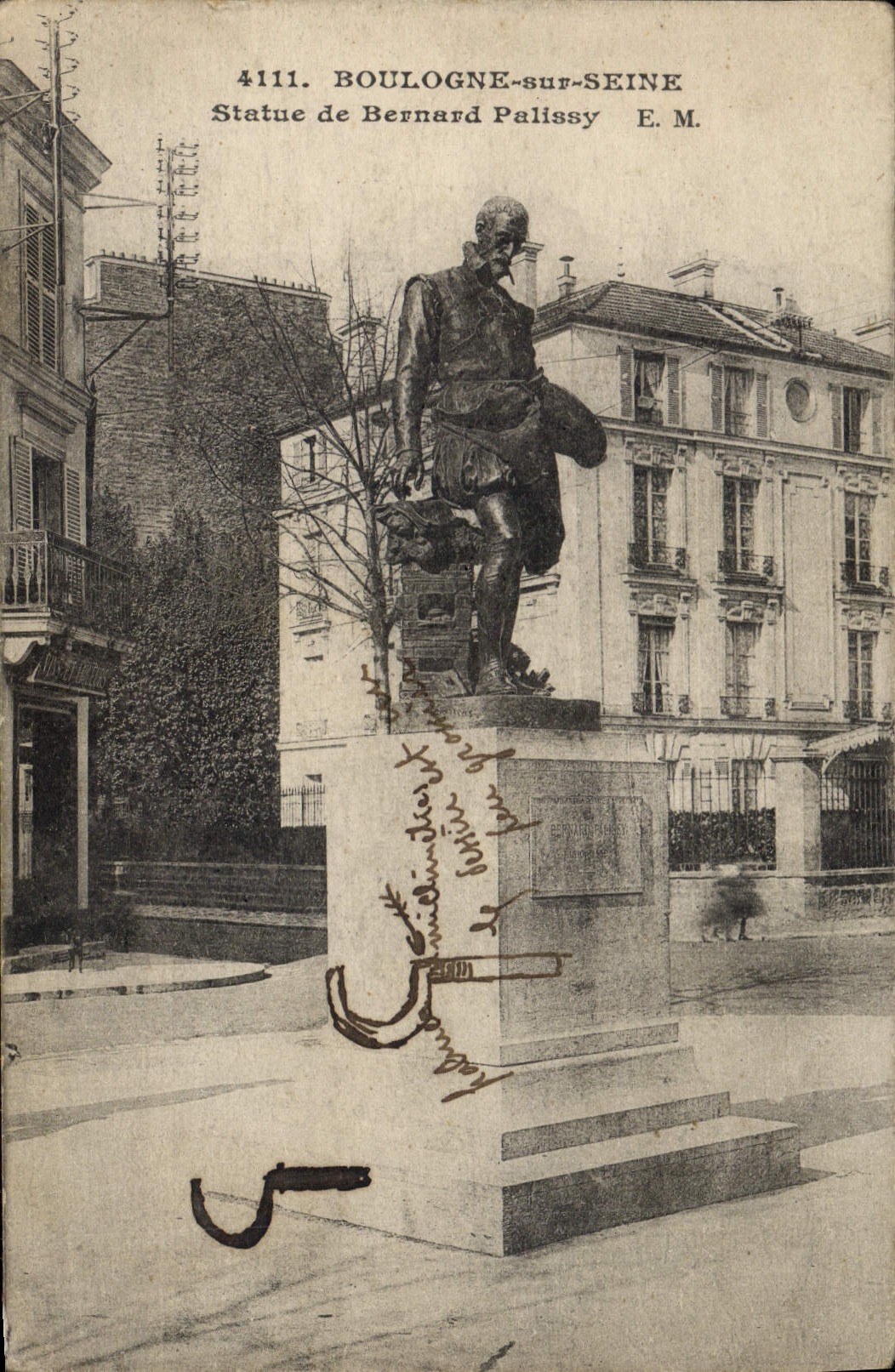 Boulogne-sur-Seine — Statue de Bernard Palissy — E.M. n°4111