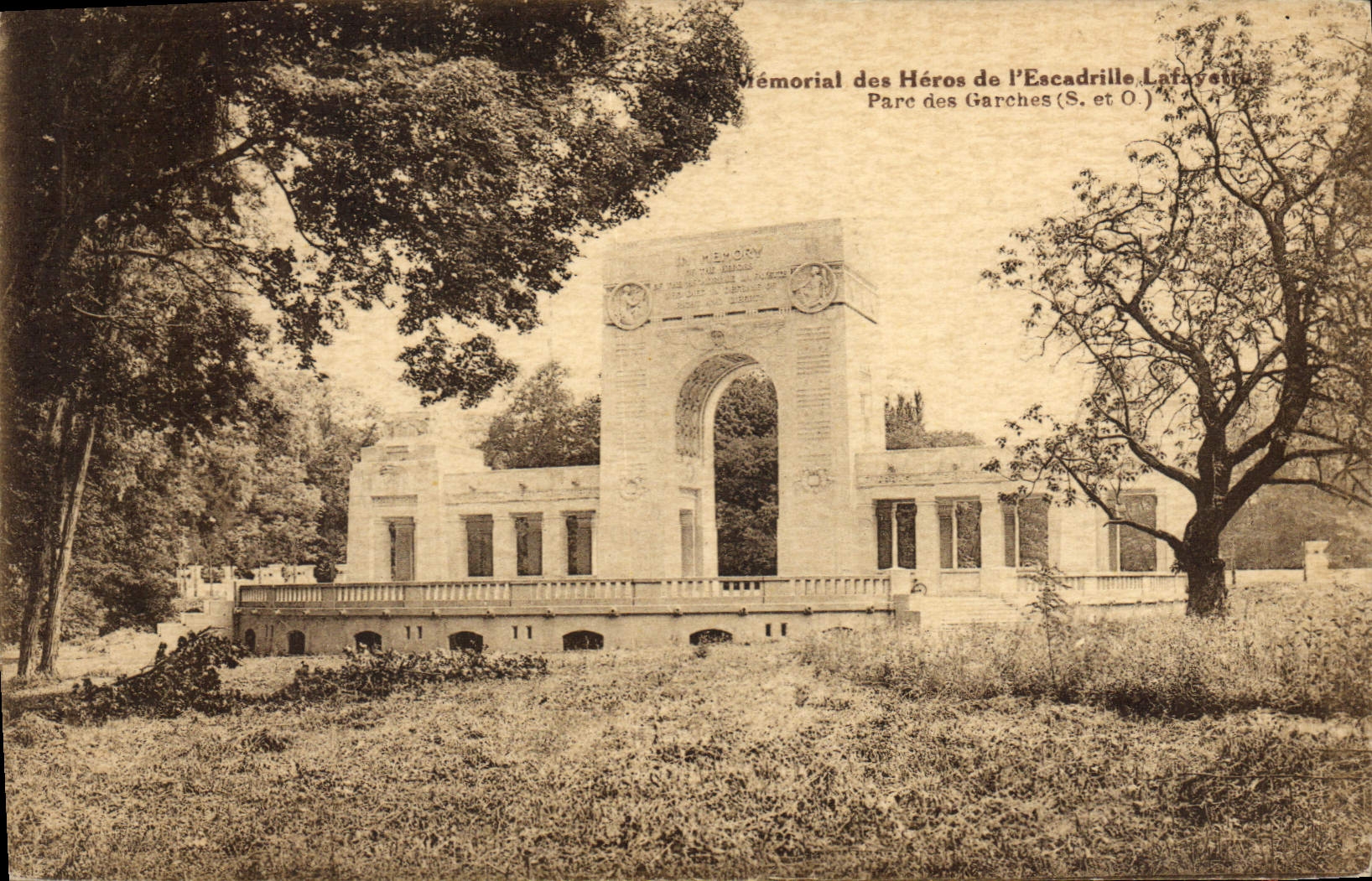 CPA Memorial Des Heros De I'Escadrille Lafayette parc des Garches