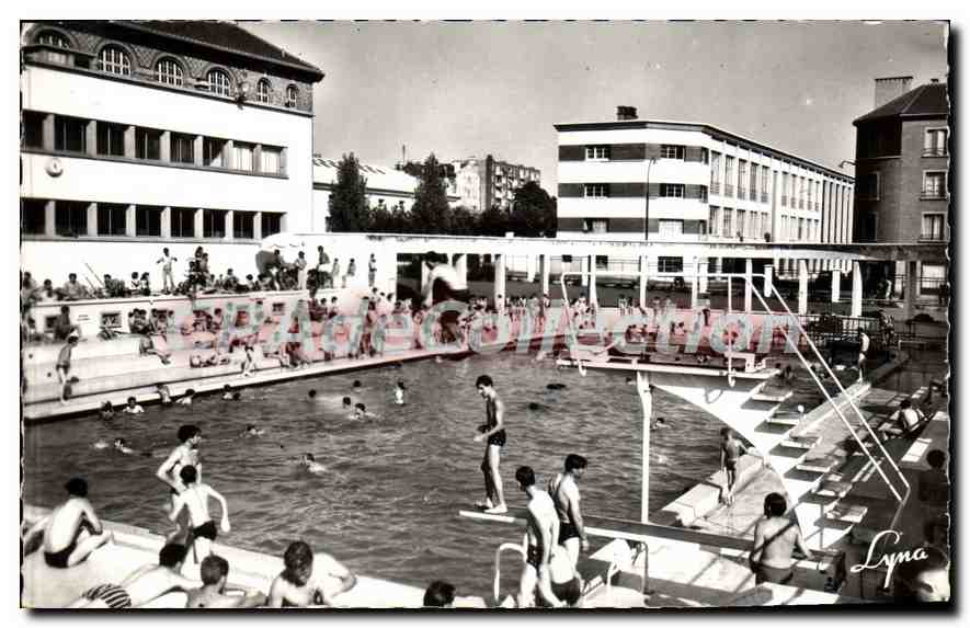 Saint-Ouen (Seine) — La Piscine Municipale — Lyna