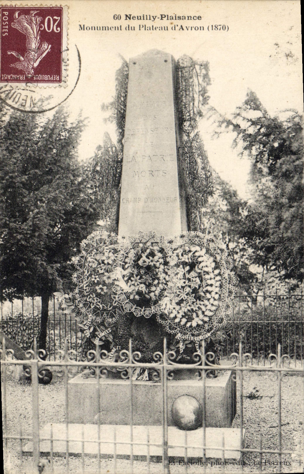 CPA Neuilly Plaisance Monument Du Plateau D'Avron 1870