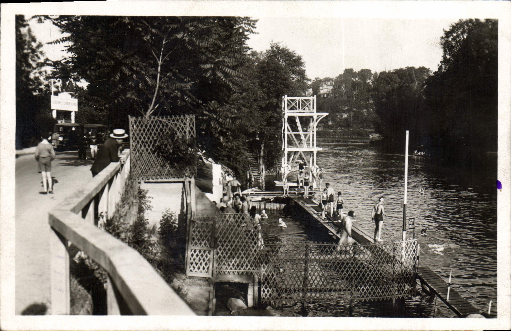 Baignade à la plage de la Seine — Le Perreux — Éditeur E.M. 7