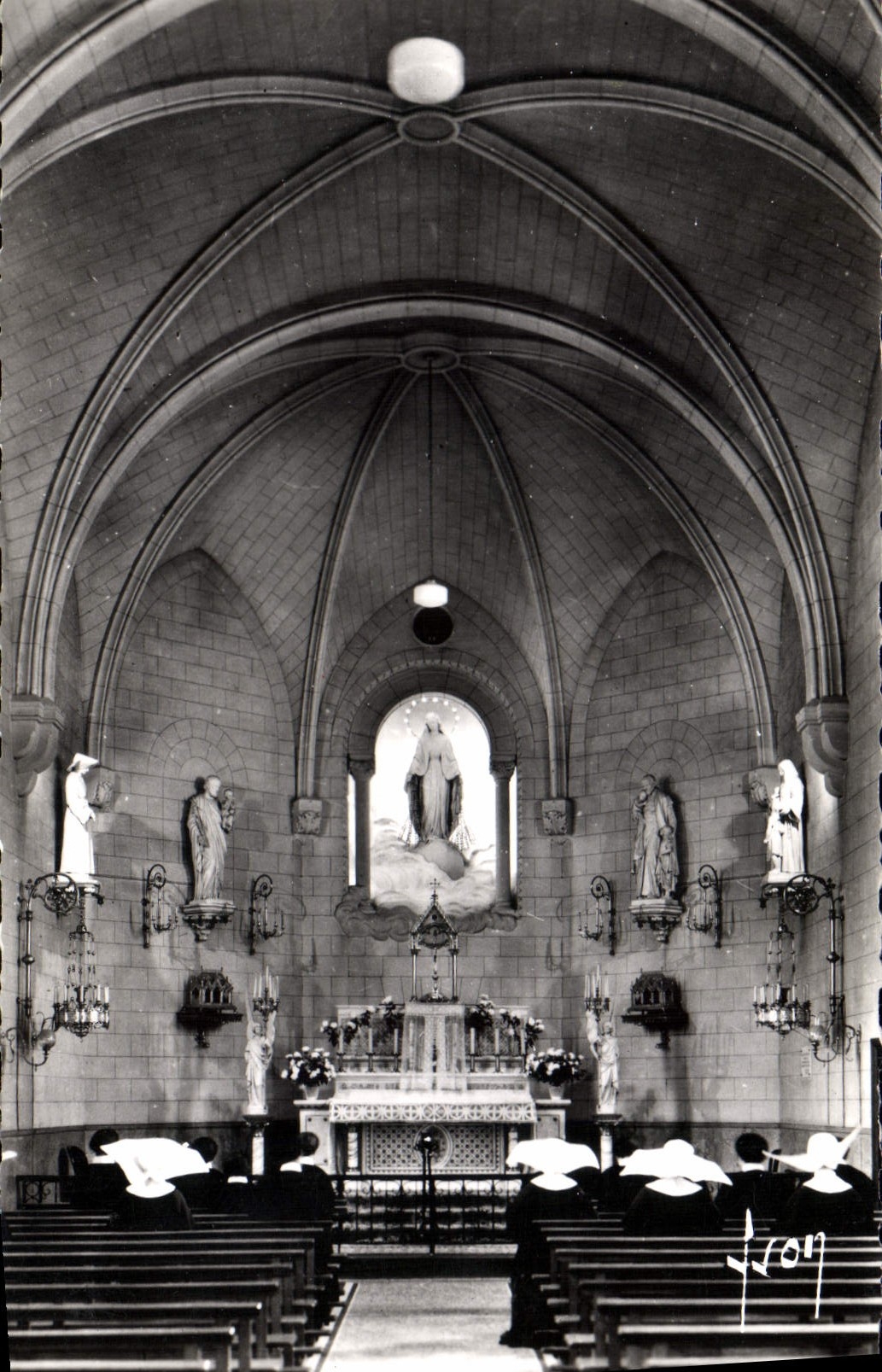 CPA L'Hay Les Roses Maison Saint Vincent De Paul La Chapelle
