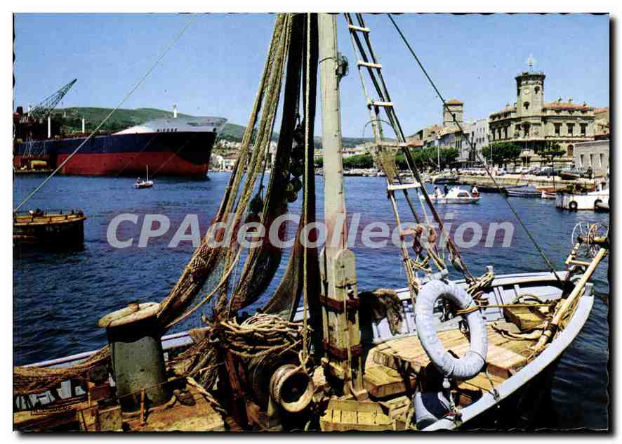 Le Port et la Mairie — Ciotat (Bouches-du-Rhône) — Presses-Diffusion, Éditions 'La Ciotat'