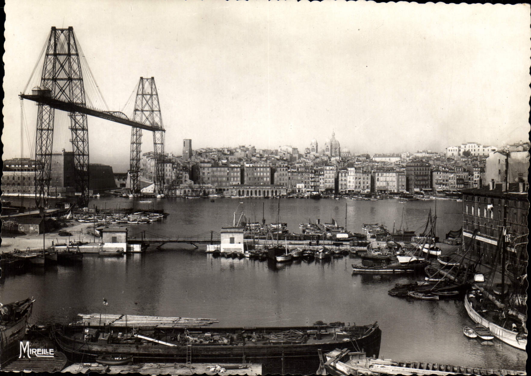 Bassin du Carénage et Pont Transbordeur — Marseille — Éditions Mireille