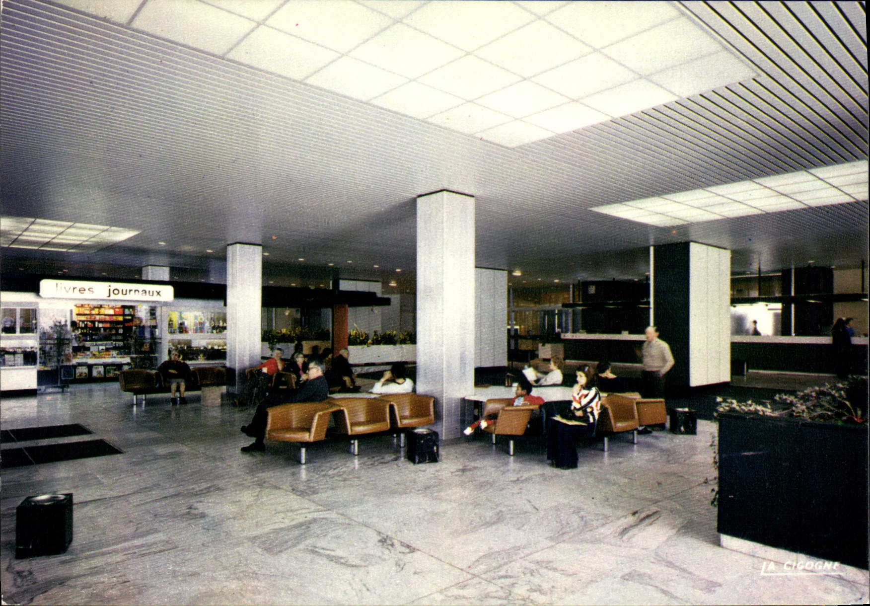 Hôpital de la Timone — Hall des adultes — Éditions "La Cigogne"