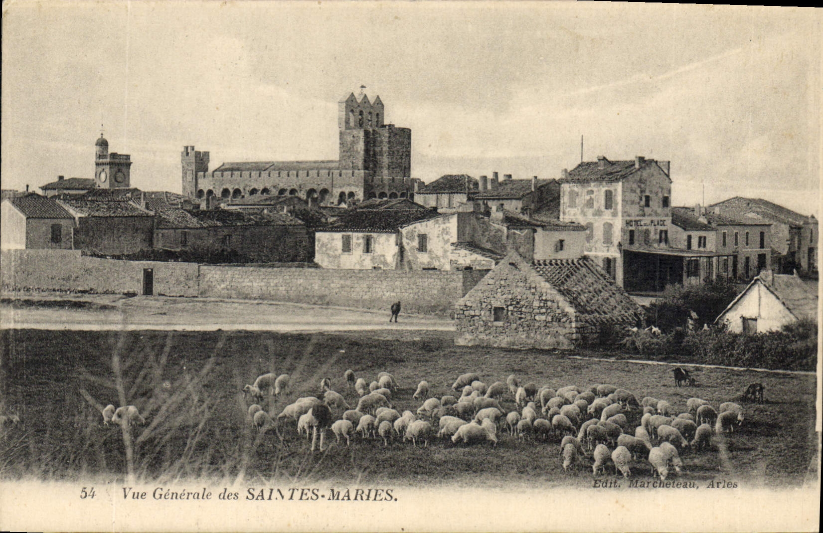 Saintes-Maries — Vue Générale — Edit. Marcheteau, Arles