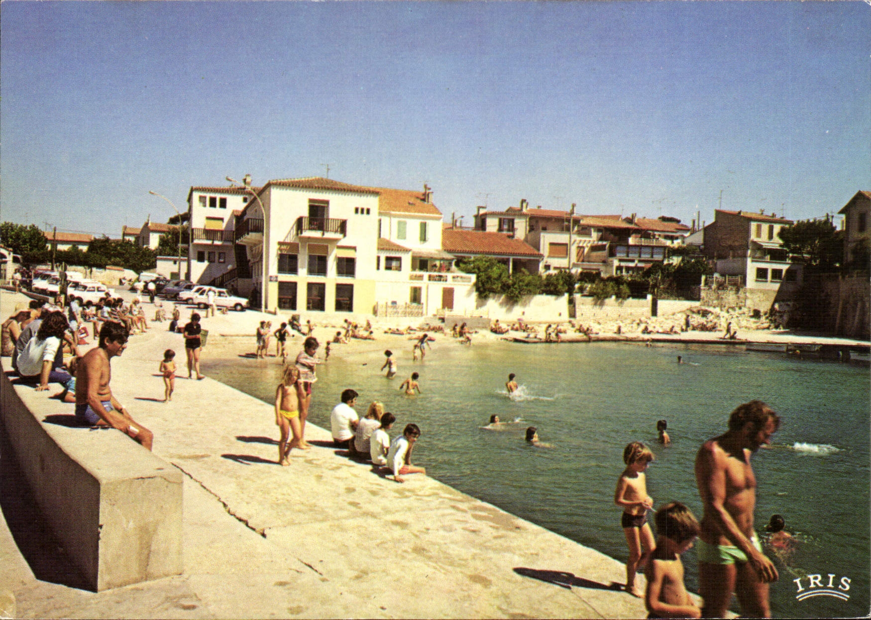 CPSM Sausset Les Pins La Plage