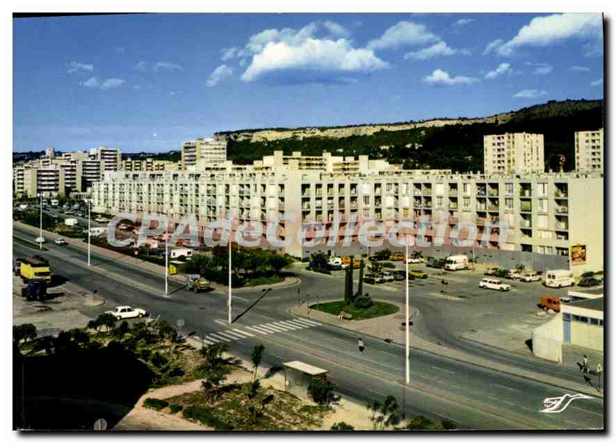 CPSM Vitrolles La Residence Les Pins