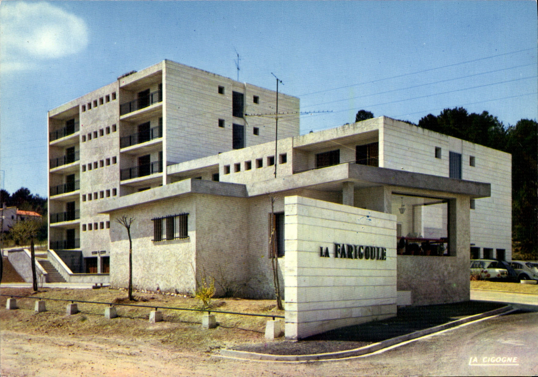 La Farigoule — Rond-Point de l'Indépendance, La Roque-d'Anthéron — Éditions La Cigogne