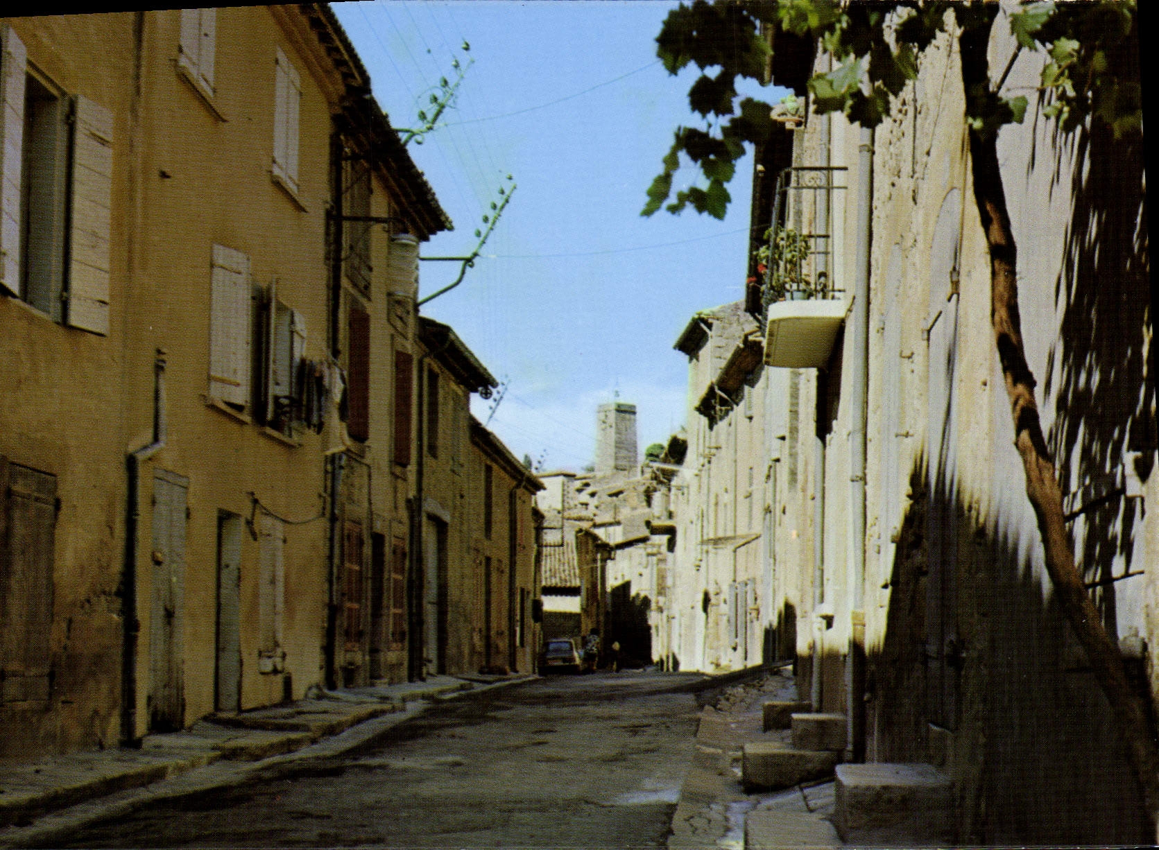 Jouques en Provence — Ruelle pittoresque du village — Photographie ERTA - Provence