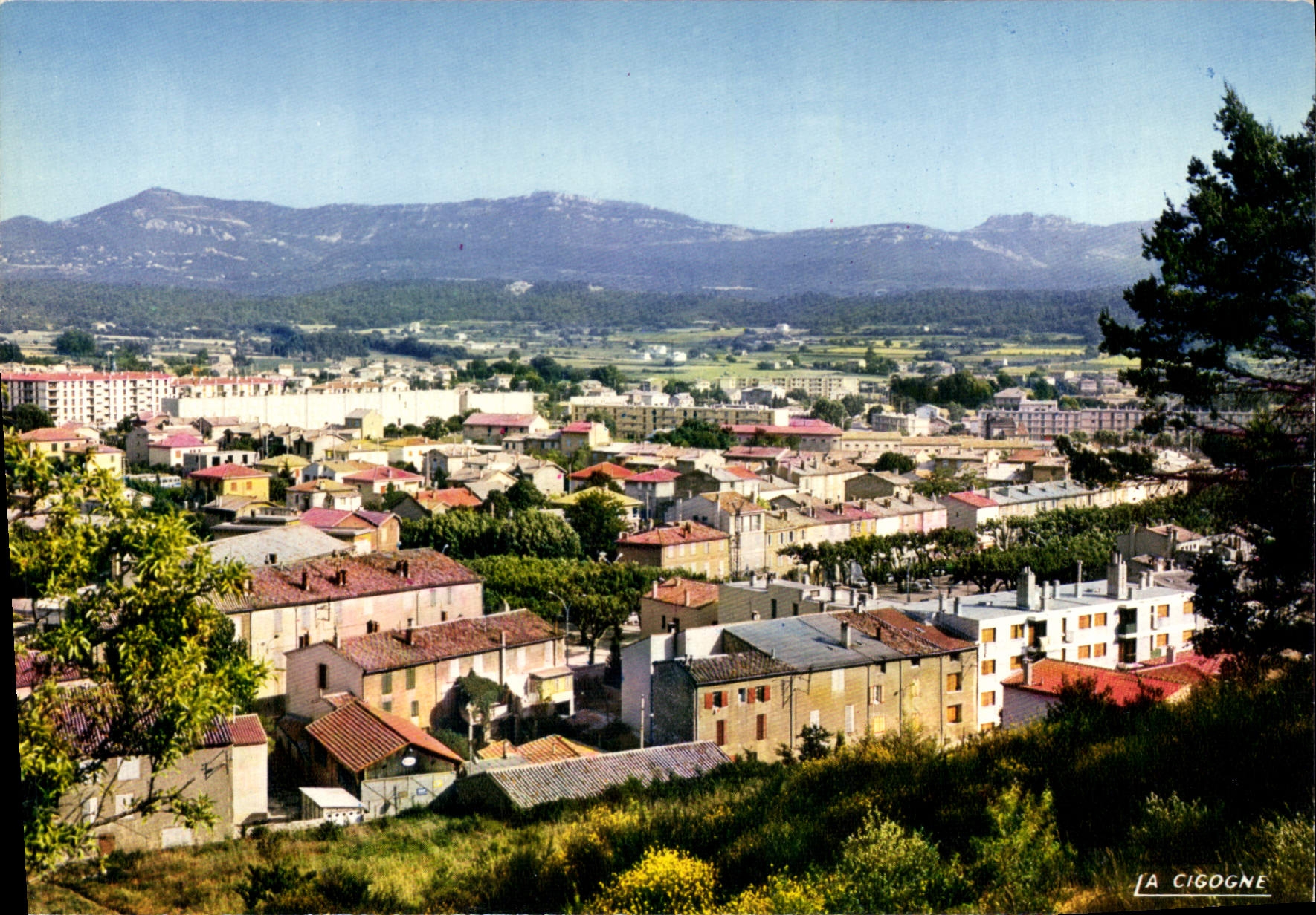 Gardanne — Vue générale — Editions Hachette