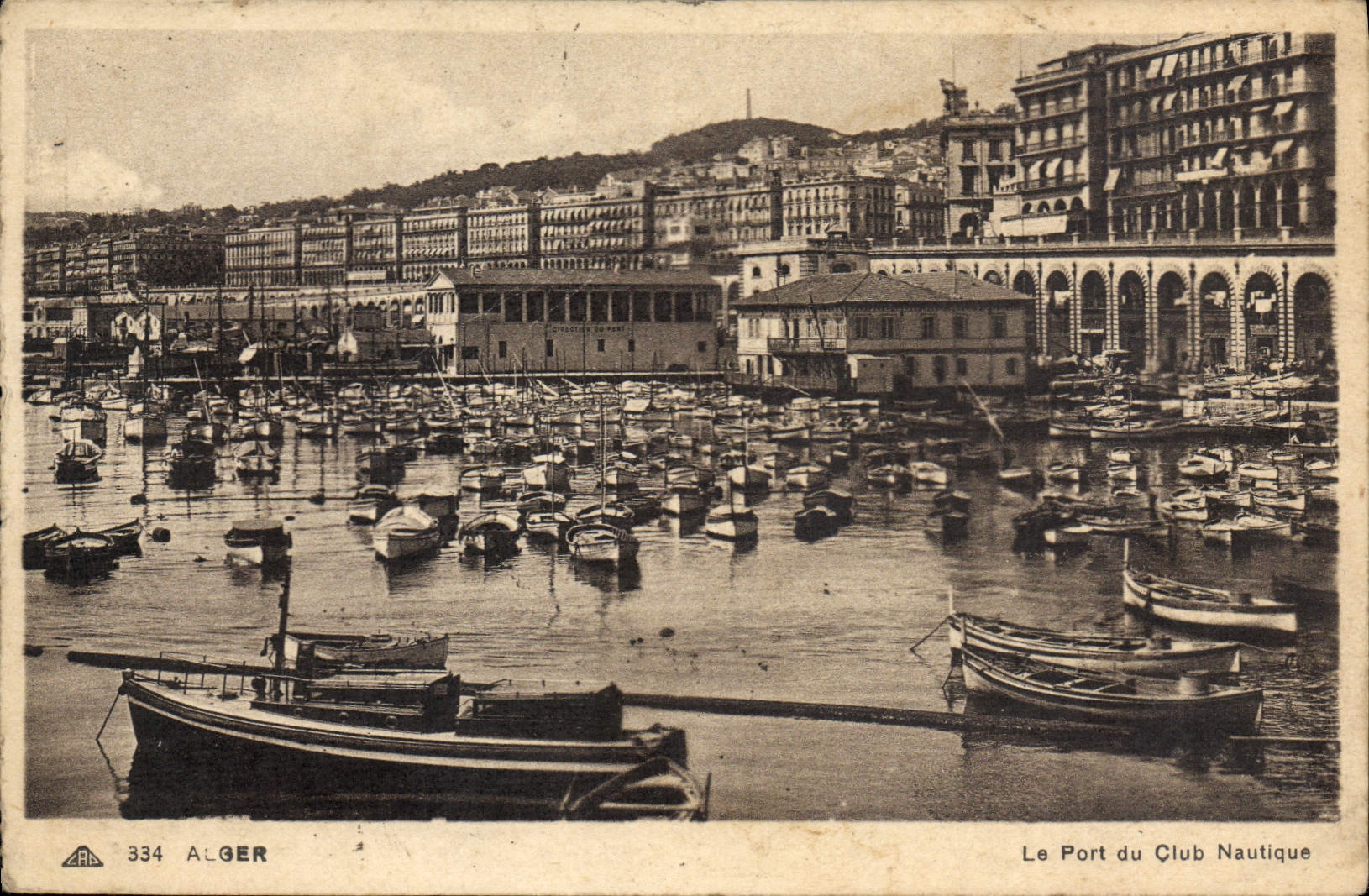 Alger — Le Port du Club Nautique — CPA n°334, éditeur ARB
