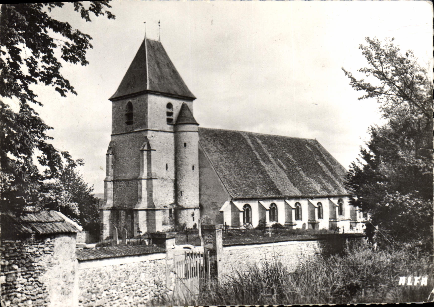 Marcq (S.-et-O.) — L'Église — ALFA, n° 7.90.15