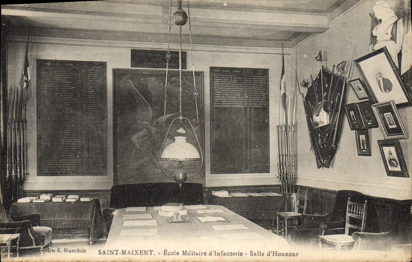 Saint-Maixent - École Militaire d'Infanterie - Salle d'Honneur