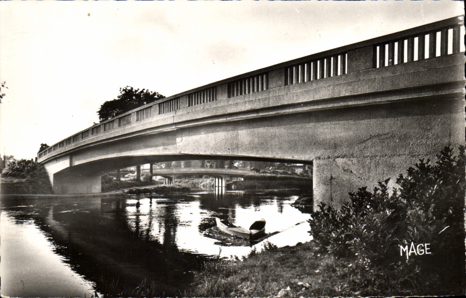 CPA Abbeville Pont Des Pres Le Pont De La Portelette