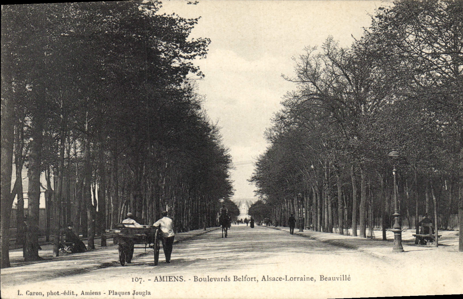 Amiens - Boulevards Belfort, Alsace-Lorraine, Beauvillle — L. Caron, phot.-édit., Amiens - Plaques Jouglard, n°107