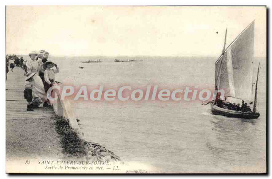 CPA Saint Valery Sur Somme Sortie De Promeneurs En Mer
