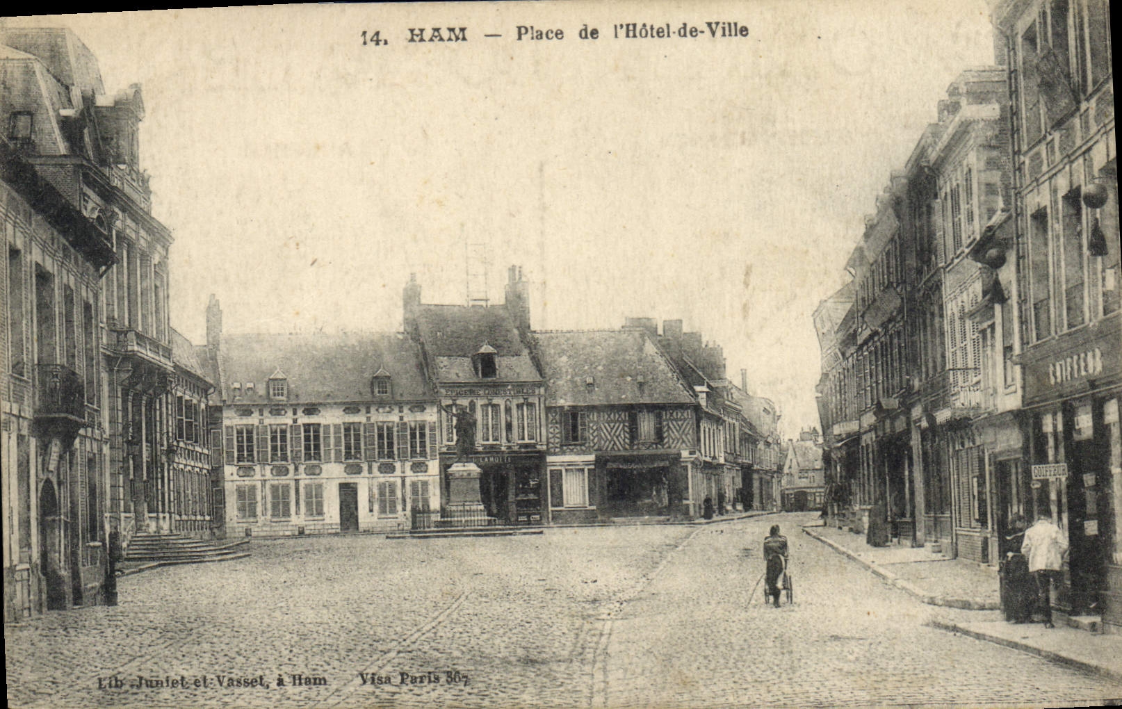 CPA Ham Place De I'Hotel De Ville
