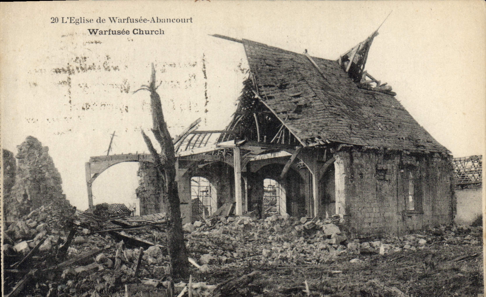 L'église de Warfusée-Abancourt — ruines après guerre — série 1, Paris