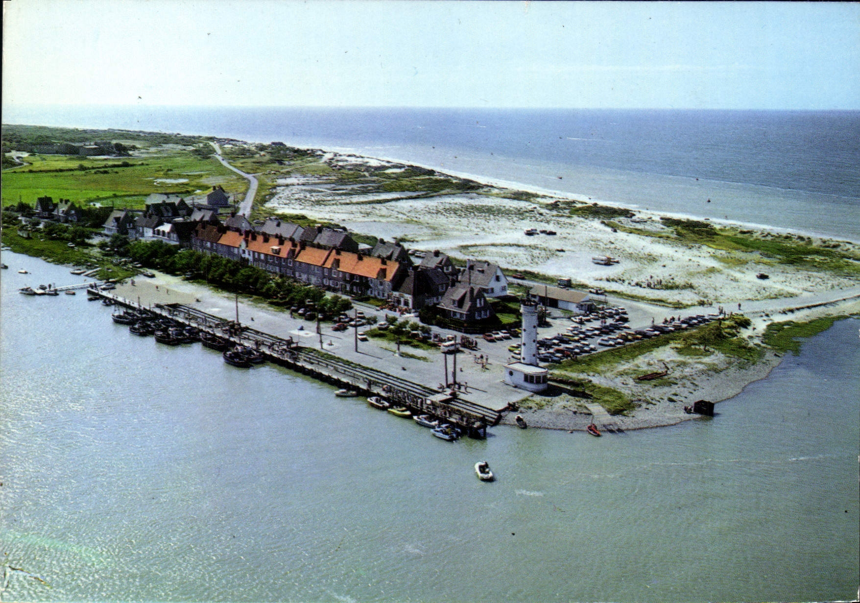 CPSM Le Hourdel Le Port De Peche Le Phare Et La Dune