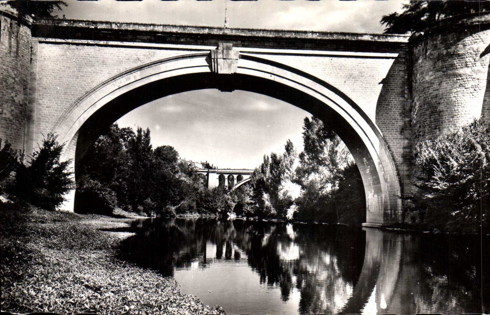 CPA Lavaur Le Pont St Roch viaduc Sejourné