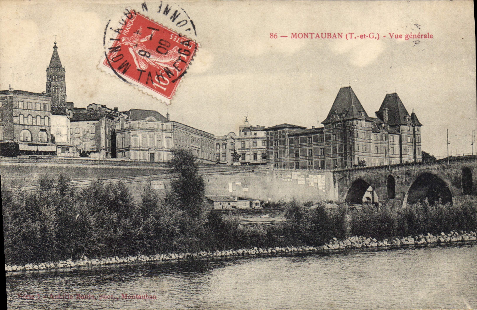 Montauban (Tarn-et-Garonne) — Vue générale — Série 86, éditée par Achille Bours, phot. Montauban