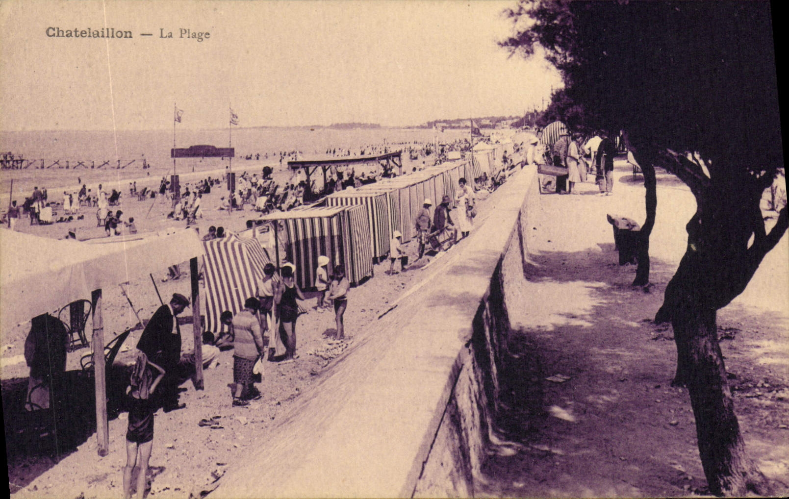 Châtelailly — La Plage — Éditeur non identifié, n° de série non visible