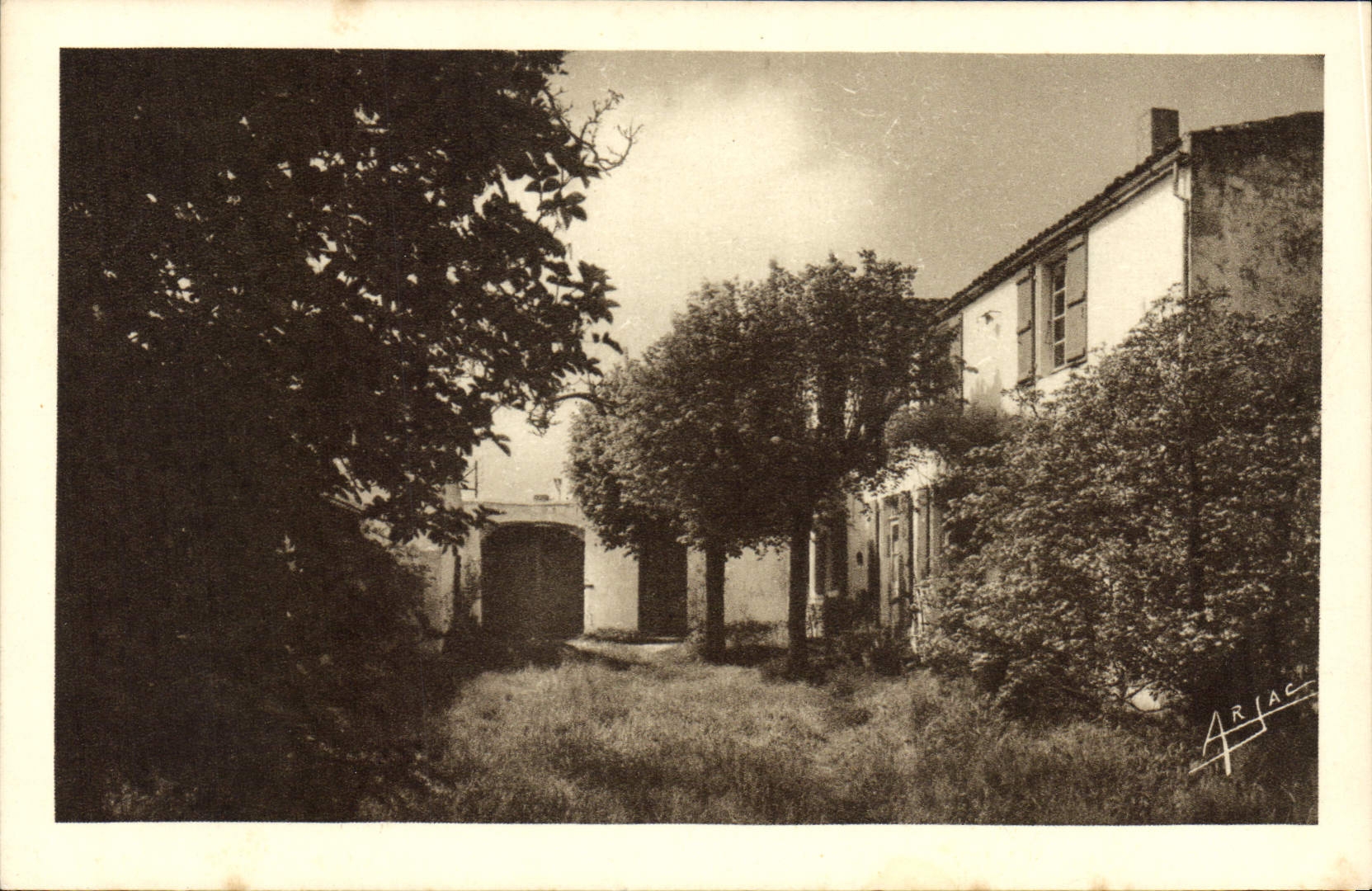 CPA Ile D'Oleron Saint Pierre La Maison Des Aieules De Pierre Loti