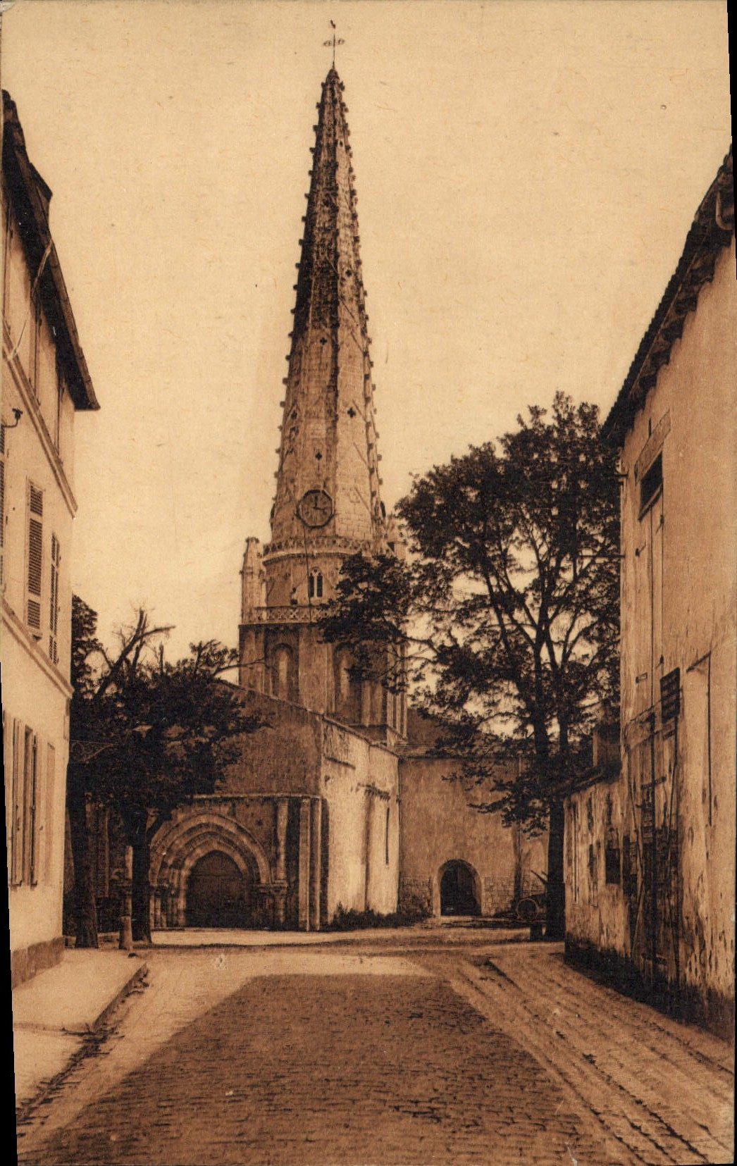Clocher d'ARS-en-RÉ — XVIIe siècle — Édition artistique R. Borgéon, La Rochelle
