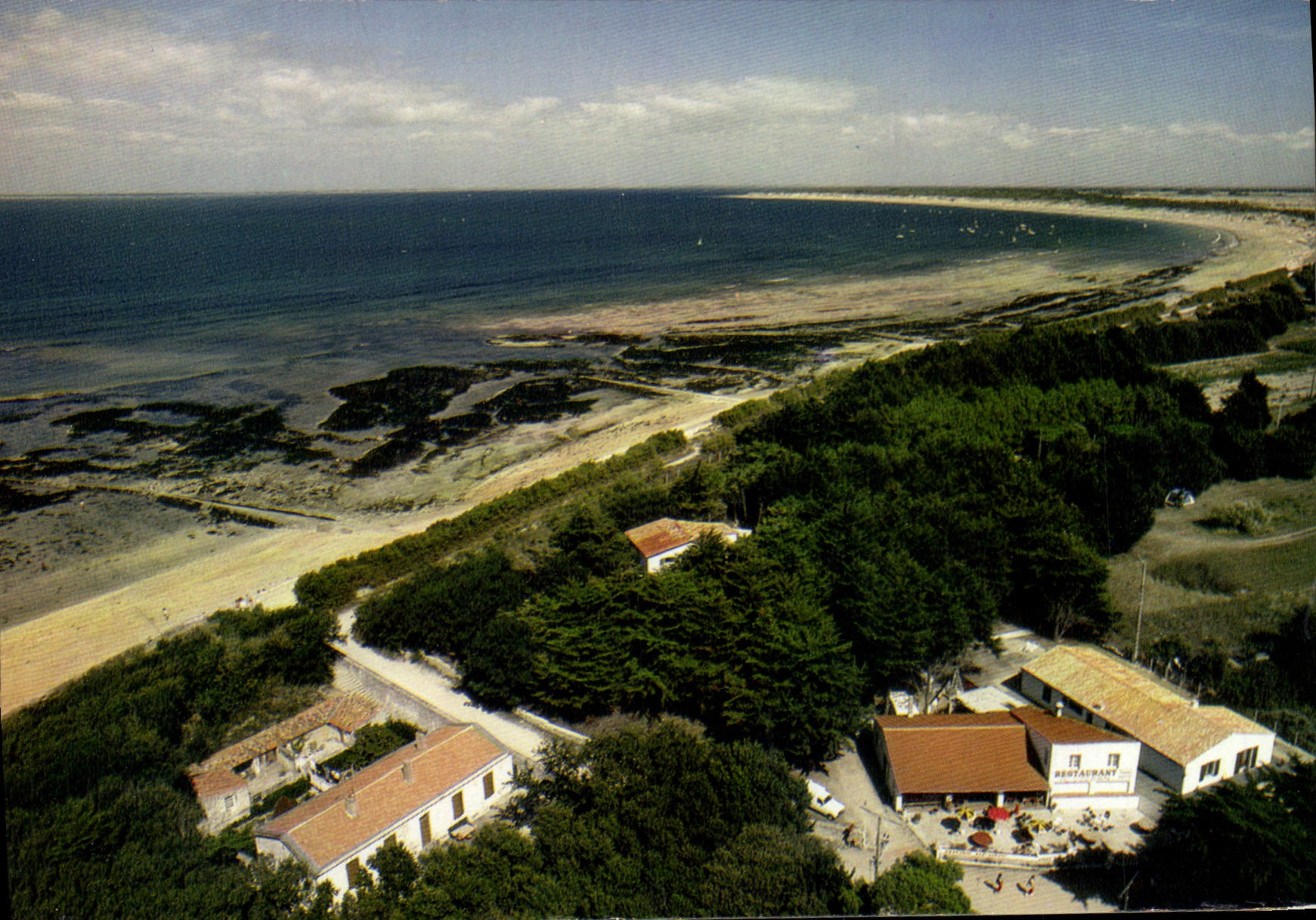 CPSM Ile De Re Ile Blanche Le Phare Des Baleines Depuis Le Phare Vue Sur La Grande Baie conche des b