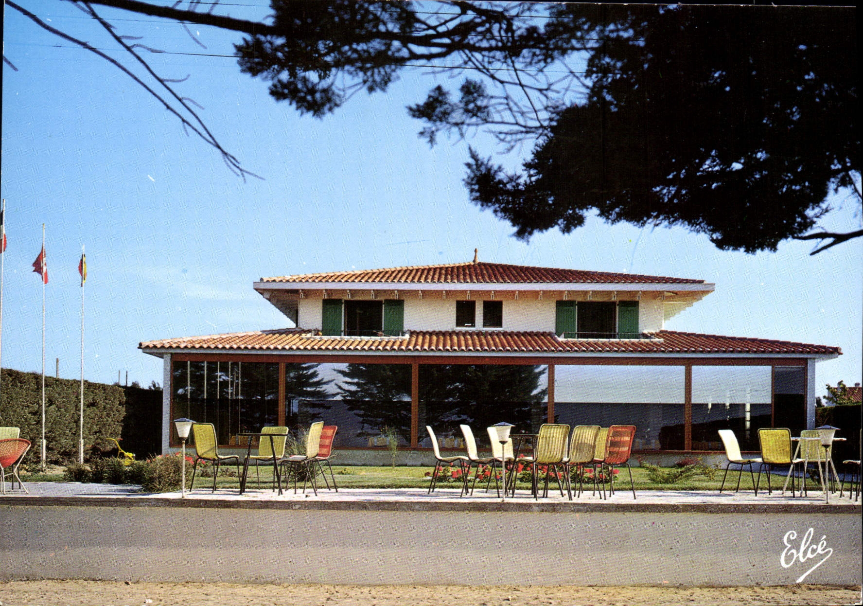 Hôtel-Restaurant Tourisme International — Le Richelieu — Île de Ré — La Flotte — éditeur Elcé