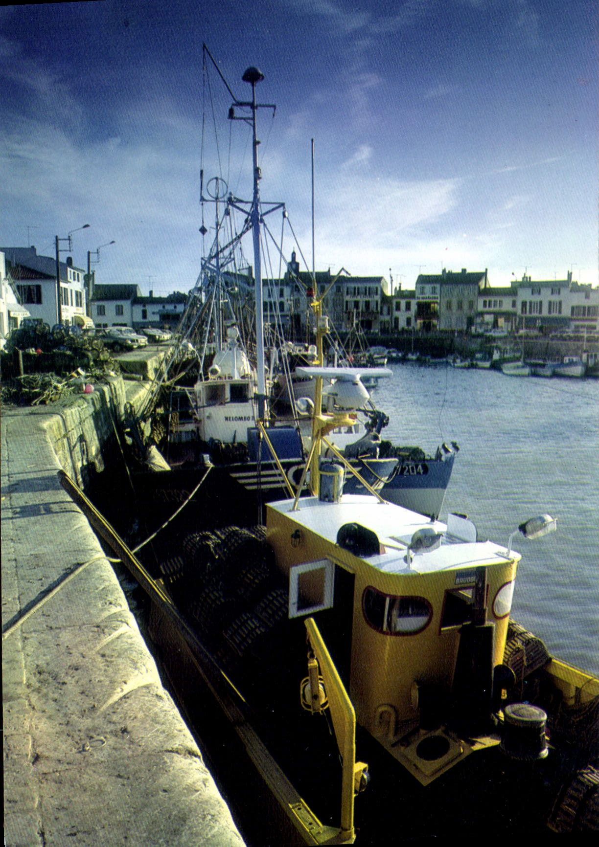 La Flotte-en-Ré — Vue partielle du port — IRIS