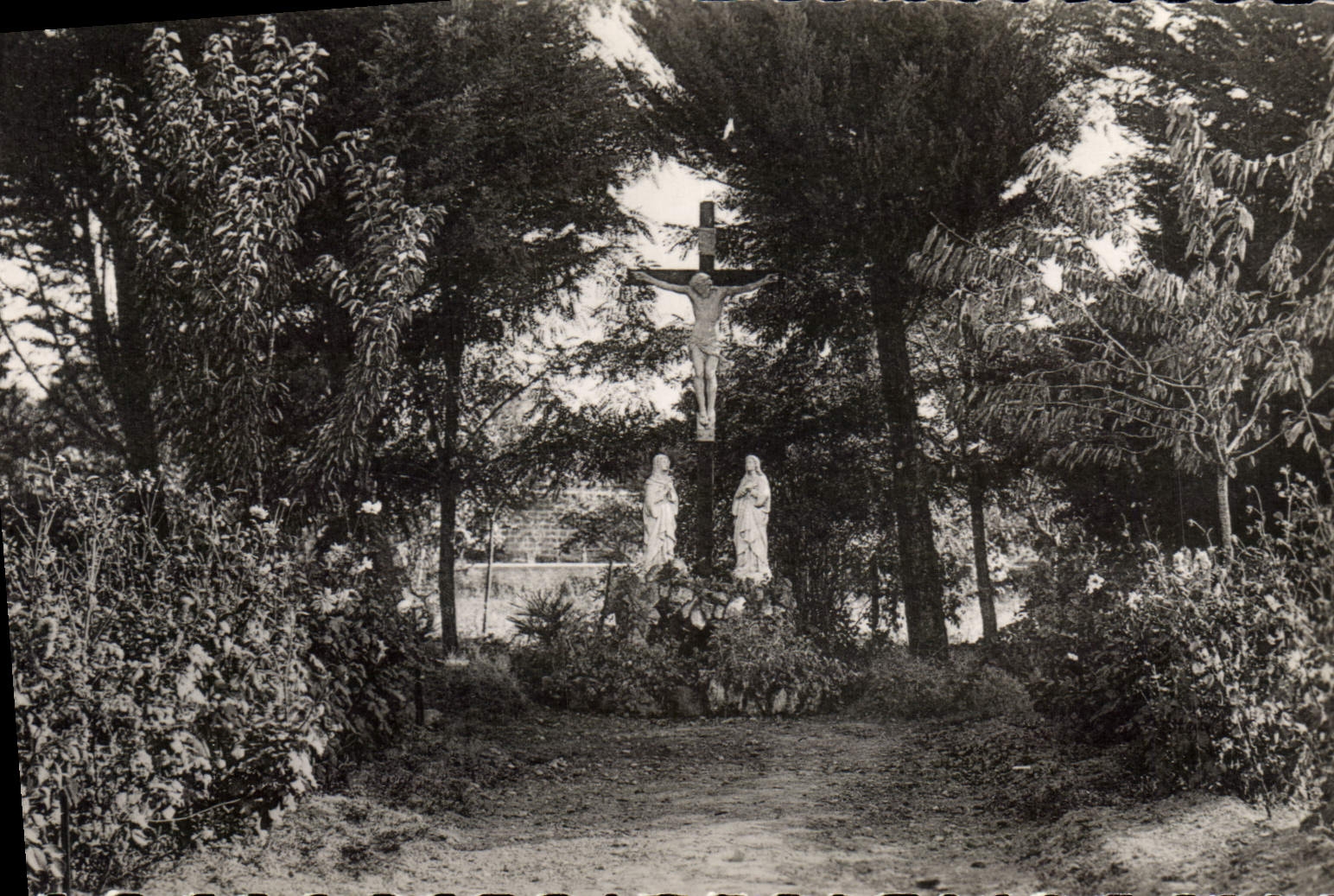 CPA La Rochelle Monastere De Saint Claire Le Calvaire