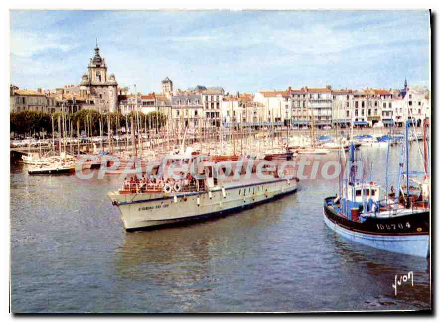 CPSM La Rochelle le Port Au Centre La Vedette oiseau des iles