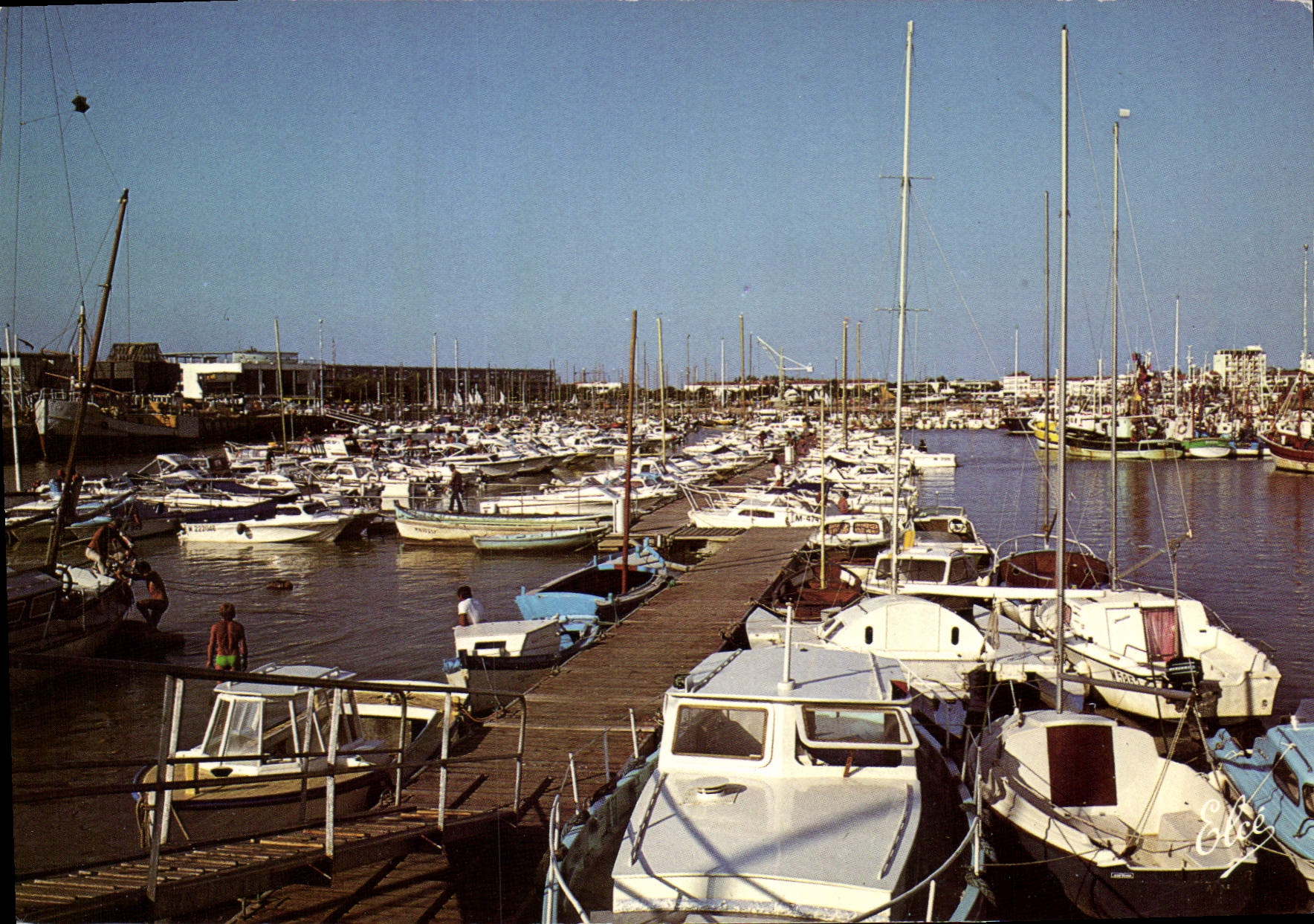Le Nouveau Port de Plaisance — Royan (17) — Élécée