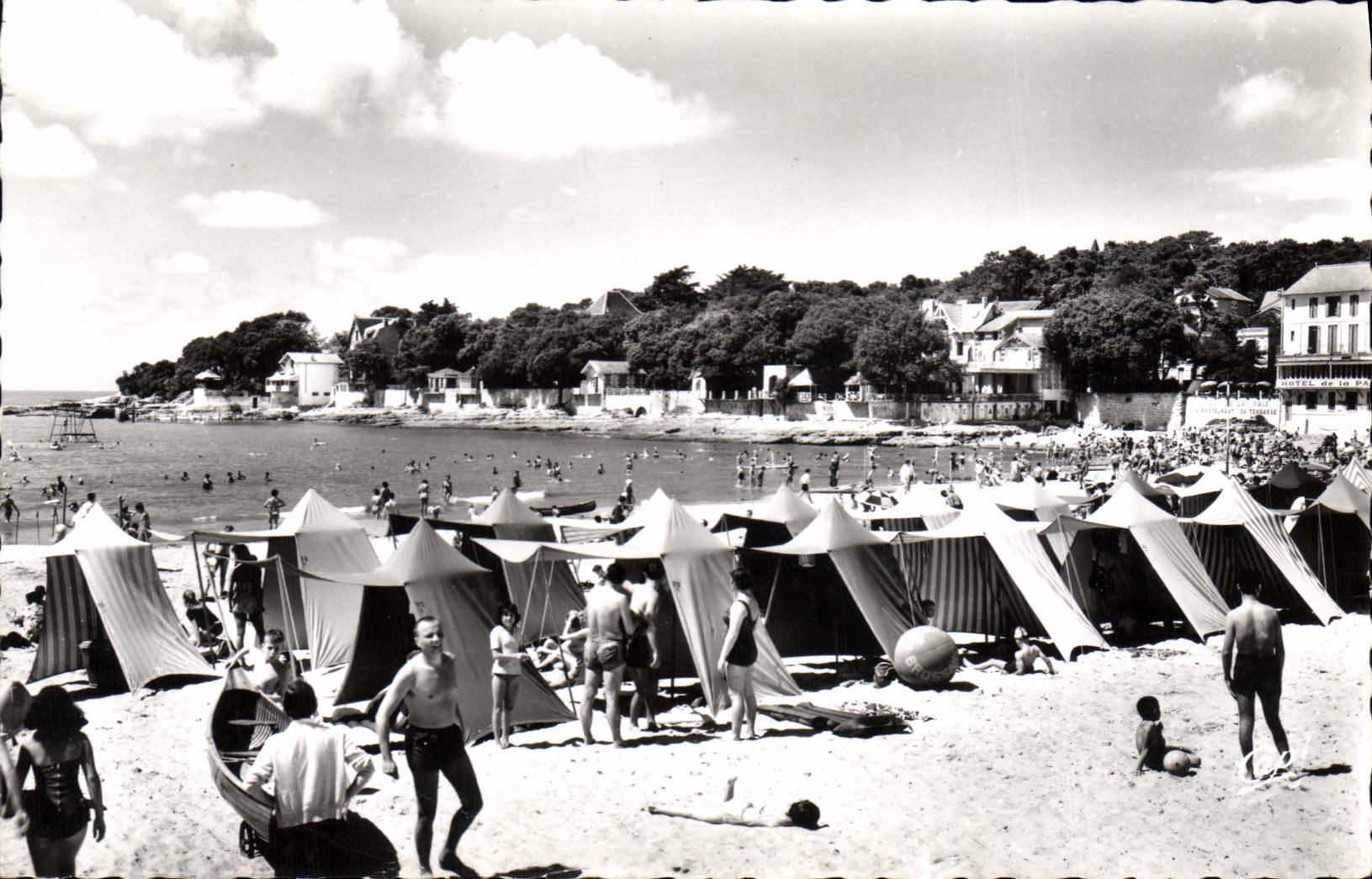 Saint-Palais-sur-Mer — La Plage — Réal-Photo, n°736